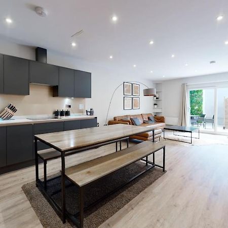 Stylish 2Bed Flat 10Min To Wimbledon Tennis Courts London Exteriör bild