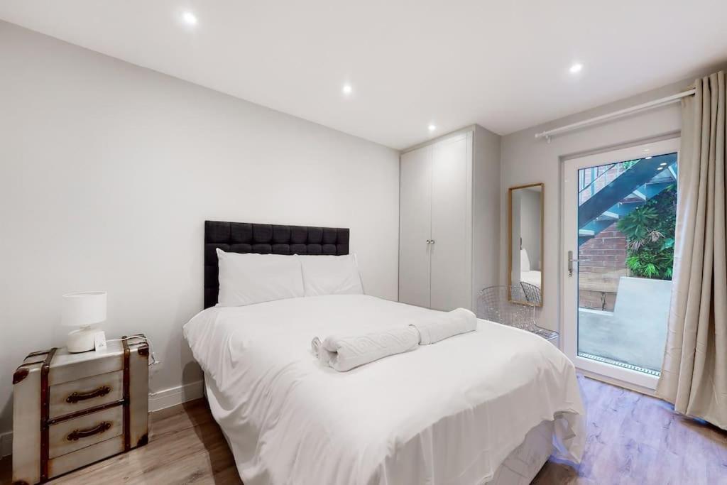 Stylish 2Bed Flat 10Min To Wimbledon Tennis Courts London Exteriör bild