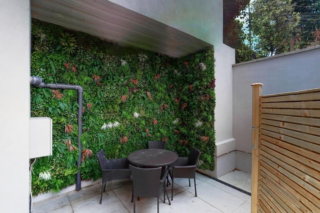 Stylish 2Bed Flat 10Min To Wimbledon Tennis Courts London Exteriör bild